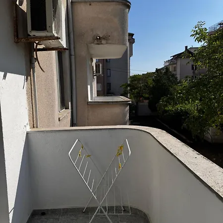 Къща за гости Benadi 3*