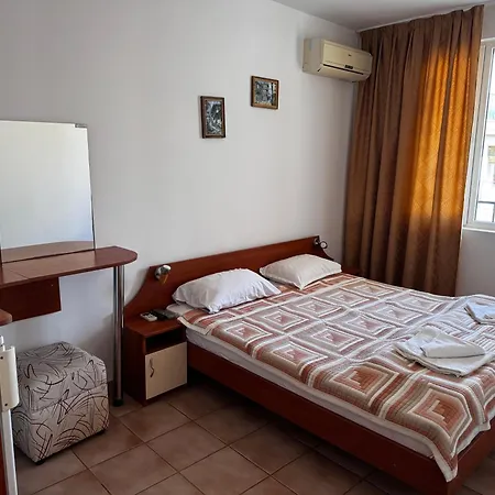 Benadi Къща за гости 3*
